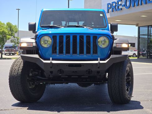 Used 2021 Jeep Gladiator Rubicon AWD/4WD image 14