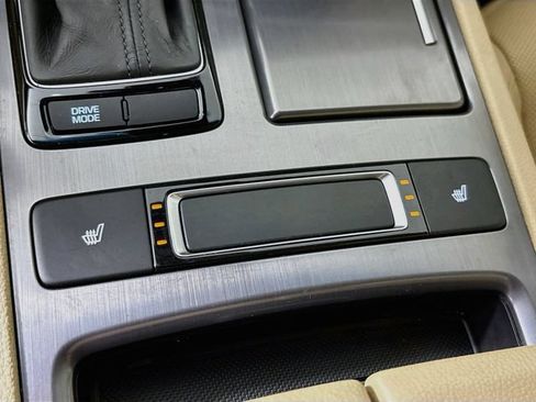 Used 2016 Hyundai Genesis 3.8 RWD image 19