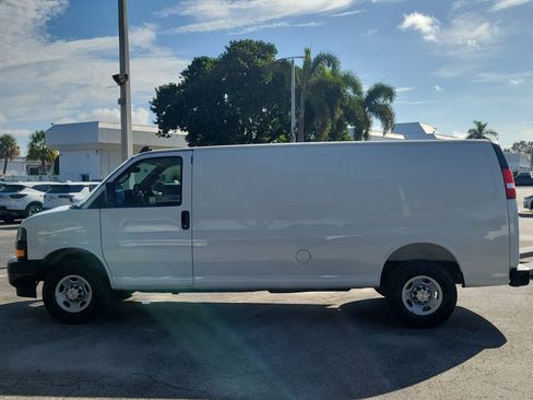 Used 2025 Chevrolet Express 2500 Extended w/ Driver Convenience Package RWD image 6