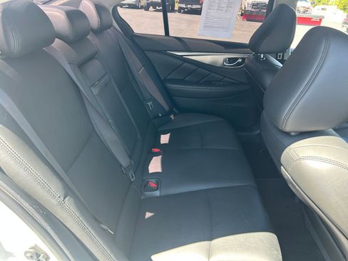 Used 2017 INFINITI Q50 3.0t Premium RWD image 31