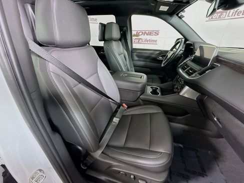 Used 2024 Chevrolet Tahoe Z71 w/ Z71 Off-Road Package AWD/4WD image 35