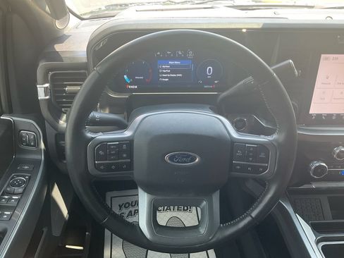 Used 2023 Ford F250 Lariat w/ Lariat Ultimate Package AWD/4WD image 23