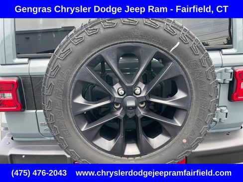 Certified 2025 Jeep Wrangler Unlimited Sahara AWD/4WD image 28