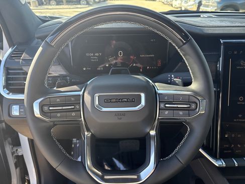 New 2026 GMC Acadia Denali Ultimate image 18