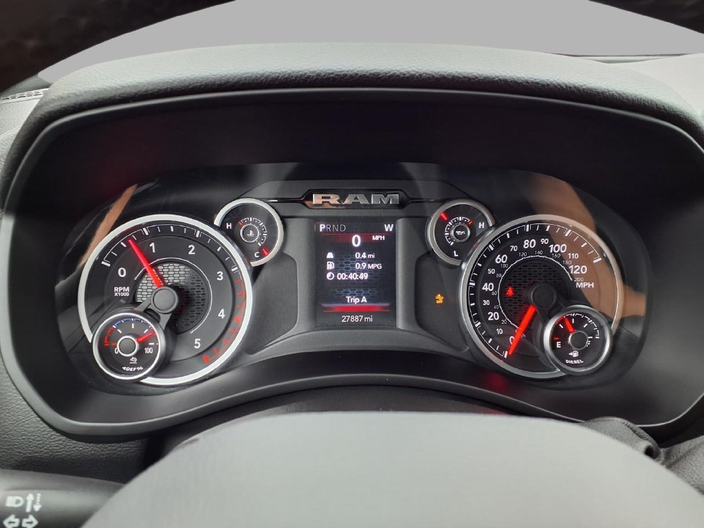 Used 2026 RAM 3500 Big Horn AWD/4WD image 15