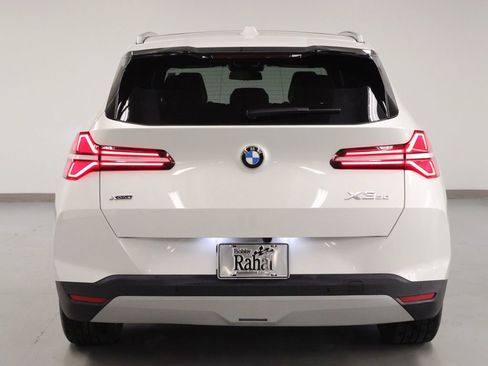 Used 2025 BMW X3 xDrive30i w/ Premium Package image 6