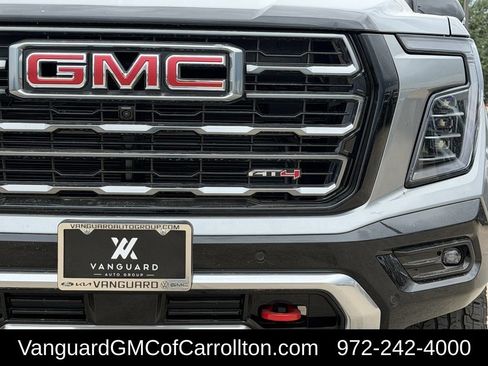 New 2026 GMC Yukon XL AT4 w/ AT4 Premium Package AWD/4WD image 8