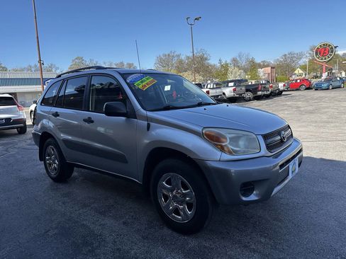 Used 2004 Toyota RAV4 4WD image 11