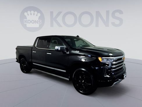 Used 2024 Chevrolet Silverado 1500 High Country w/ High Country Premium Package AWD/4WD image 10