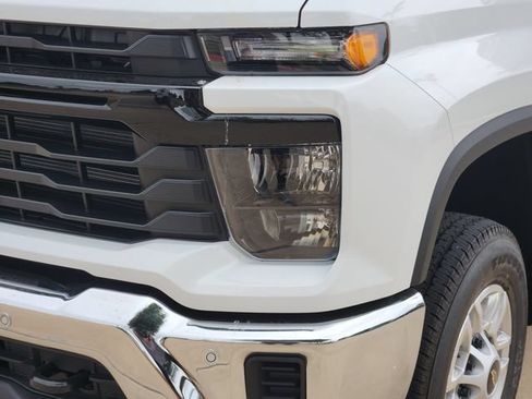 New 2026 Chevrolet Silverado 2500 W/T w/ WT/CX Safety Package AWD/4WD image 17