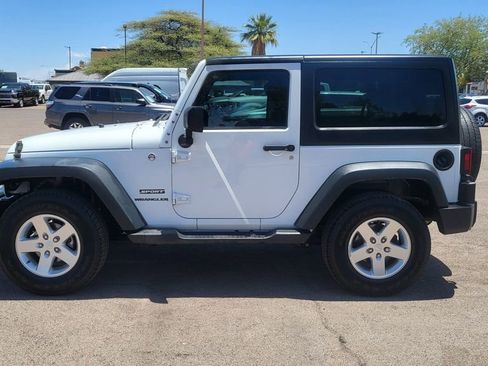 Used 2015 Jeep Wrangler Sport w/ Quick Order Package 24S AWD/4WD image 5