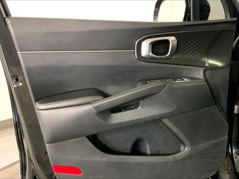 Certified 2024 Kia Sorento S image 25