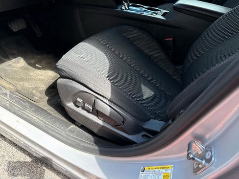 Used 2017 GMC Terrain SLE AWD/4WD image 16