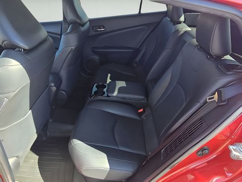 Used 2017 Toyota Prius Prime Premium w/ Carpet Mat Package image 14