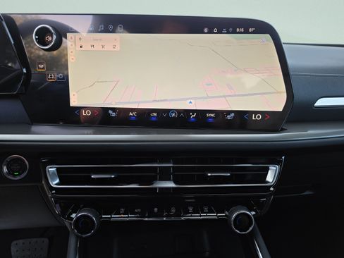 New 2027 Chevrolet Traverse LT w/ Driver Confidence Package FWD image 28