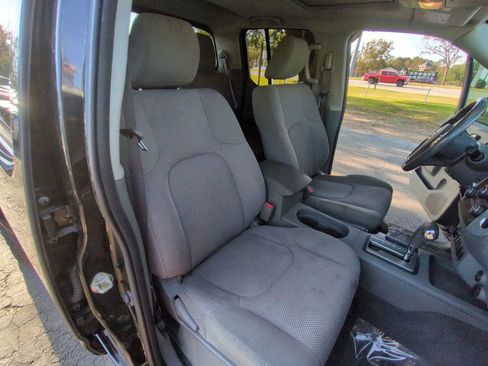 Used 2019 Nissan Frontier SV w/ Value Truck Package image 21