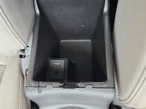 Certified 2014 Buick Verano Convenience FWD image 26