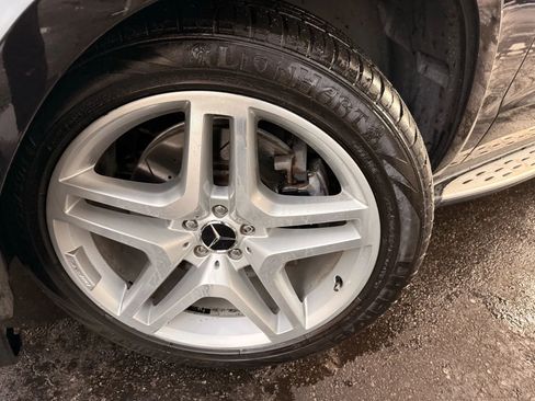 Used 2014 Mercedes-Benz GL 550 4MATIC image 41