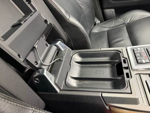 Used 2012 Land Rover Range Rover Sport HSE image 33