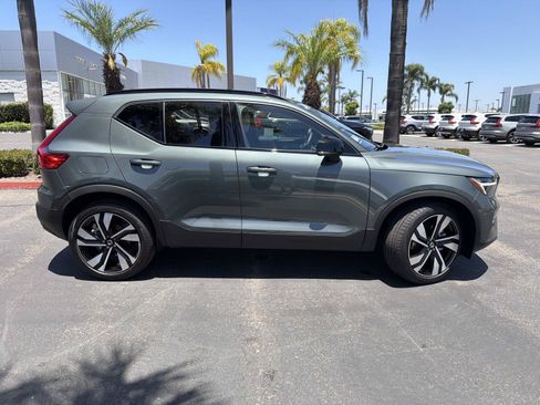 Used 2026 Volvo XC40 B5 Ultra w/ Climate Package AWD/4WD image 4