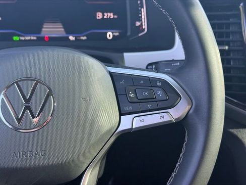 Used 2022 Volkswagen Atlas SEL AWD/4WD image 17