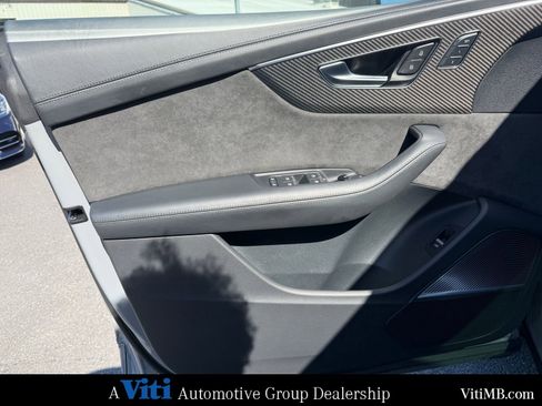 Used 2022 Audi RS Q8 image 16