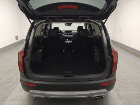 Used 2020 Kia Telluride S image 29