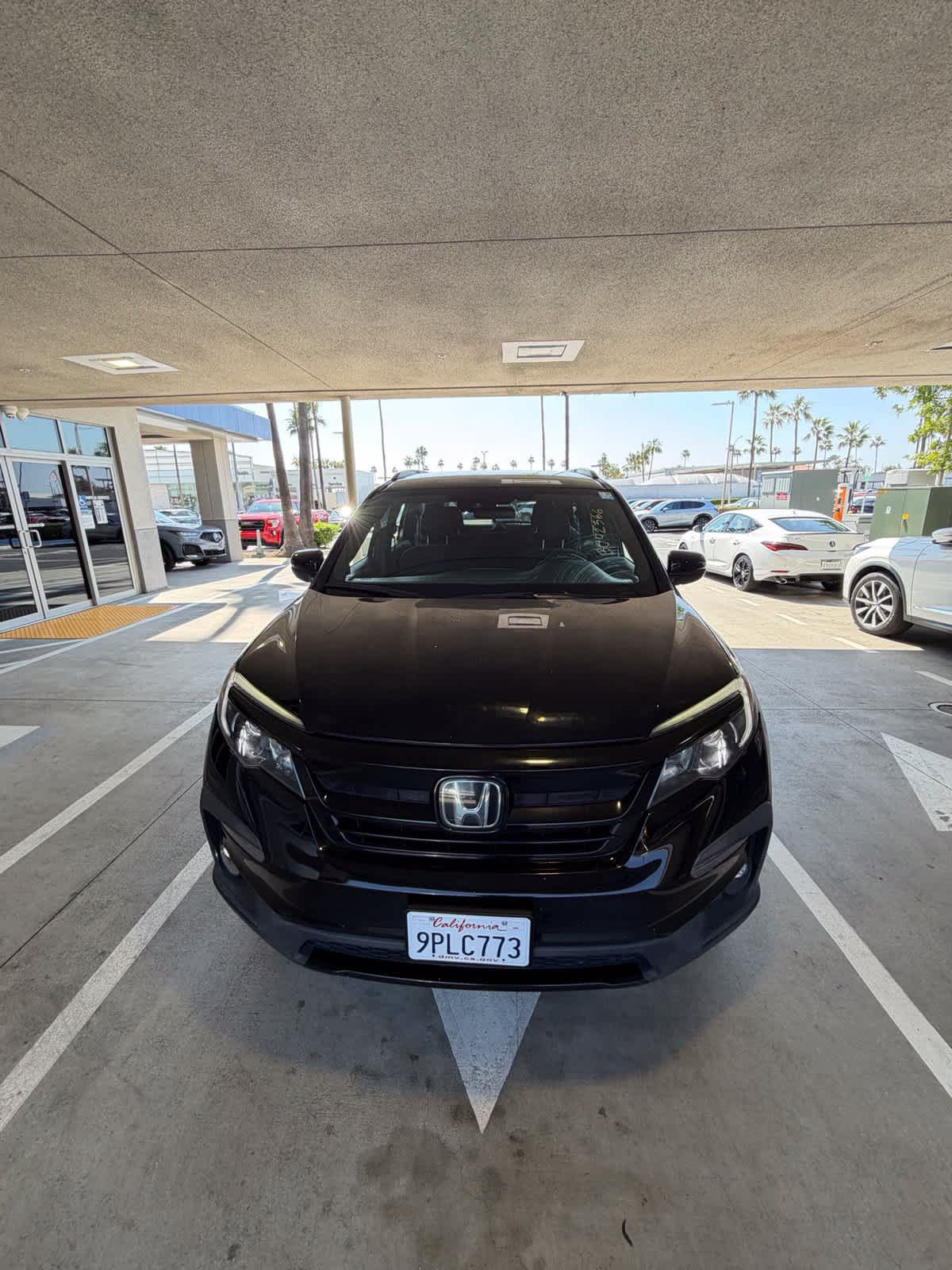 Used 2022 Honda Pilot Sport image 2