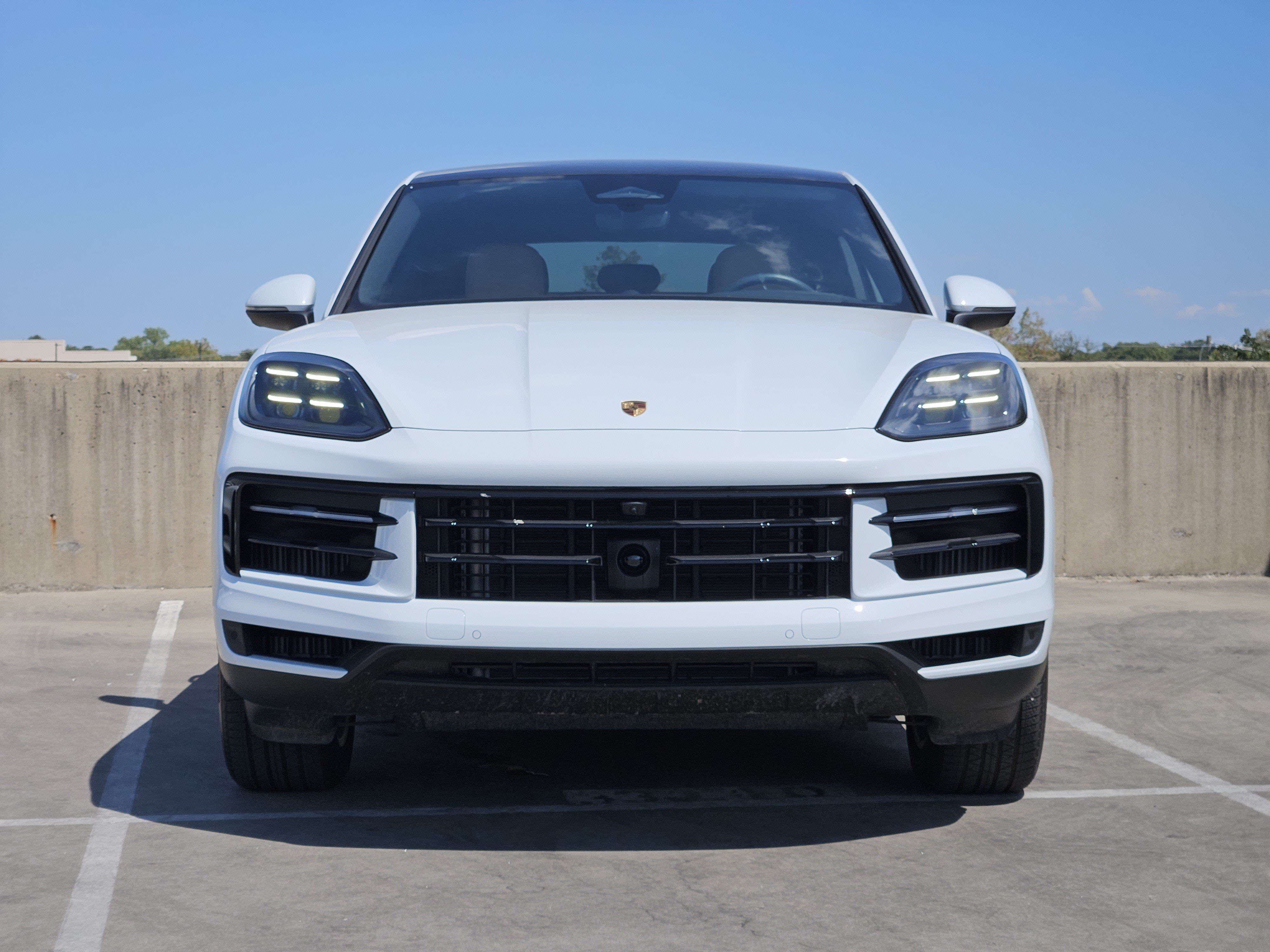 Used 2026 Porsche Cayenne Coupe AWD/4WD image 11