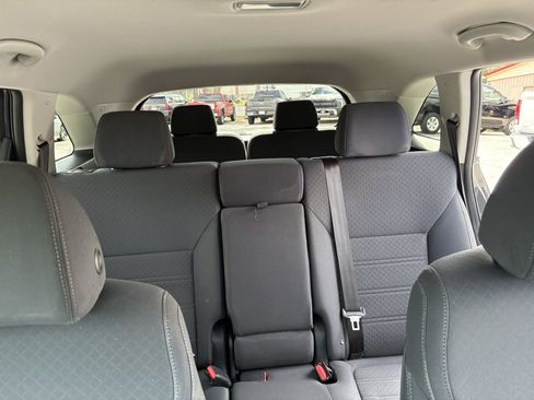 Used 2018 Kia Sorento LX image 16