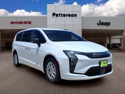 New 2027 Chrysler Pacifica Select