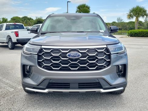 New 2026 Ford Explorer Platinum w/ LUX Leather Package AWD/4WD image 2