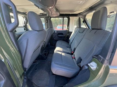 Used 2024 Jeep Wrangler Sport image 13