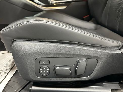 Used 2024 BMW M3 Competition w/ Executive Package image 12