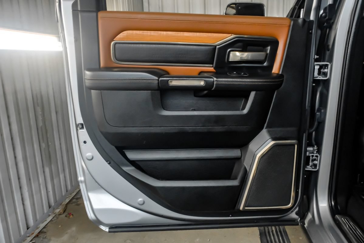 Used 2022 RAM 3500 Limited AWD/4WD image 31