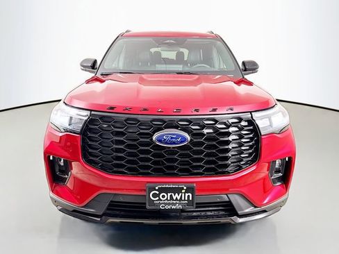 New 2026 Ford Explorer ST-Line w/ ST-Line Street Pack image 2