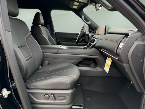 Used 2026 Nissan Armada SL w/ Captain's Chari Seat Package AWD/4WD image 36