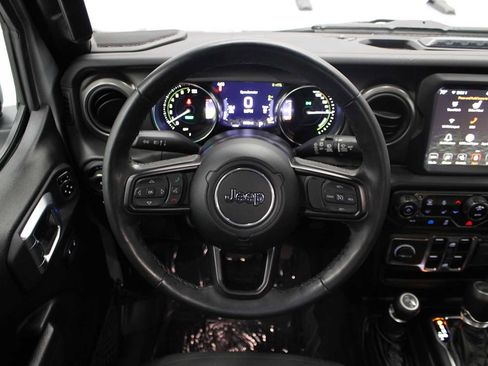 Used 2023 Jeep Wrangler Unlimited w/ Sun & Screen Package AWD/4WD image 6