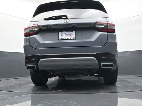 Used 2023 Honda Pilot Elite image 10