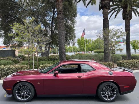 Used 2021 Dodge Challenger R/T Scat Pack w/ Plus Package RWD image 19