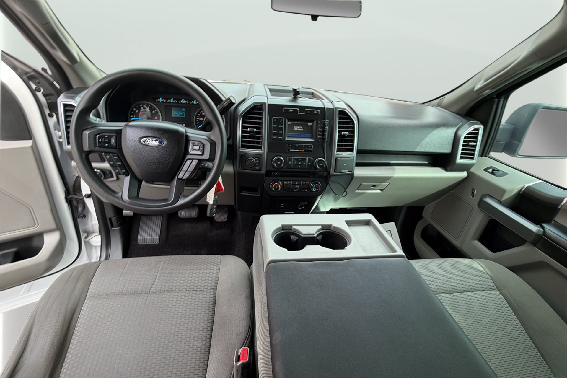 Used 2017 Ford F150 XLT AWD/4WD image 31