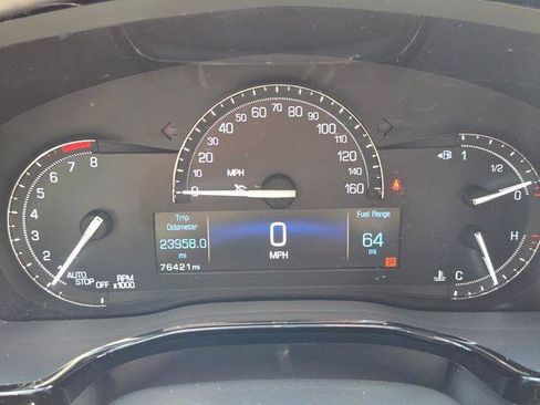 Used 2018 Cadillac XT5 FWD image 35