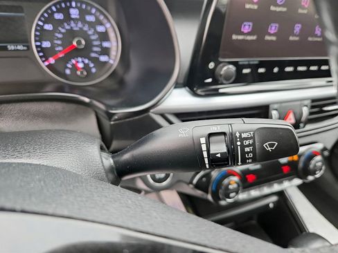 Used 2023 Kia Forte GT-Line w/ GT-Line Premium Package image 17