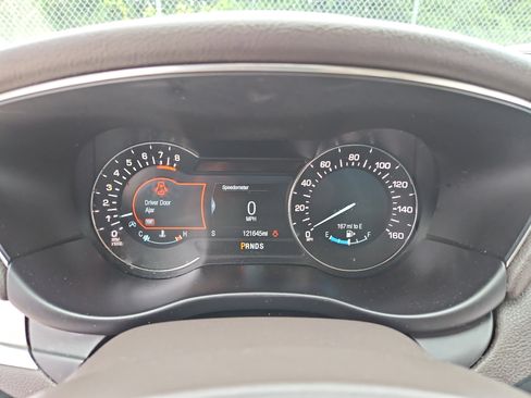 Used 2017 Lincoln MKC Premiere image 16