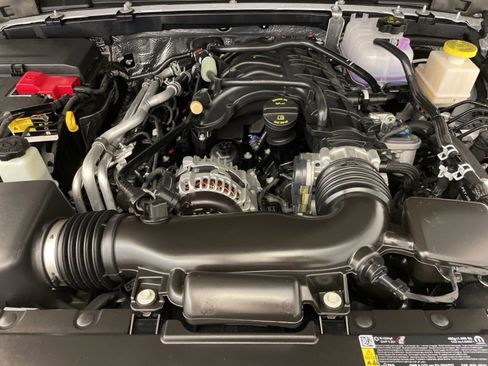 New 2025 Jeep Gladiator Willys image 14