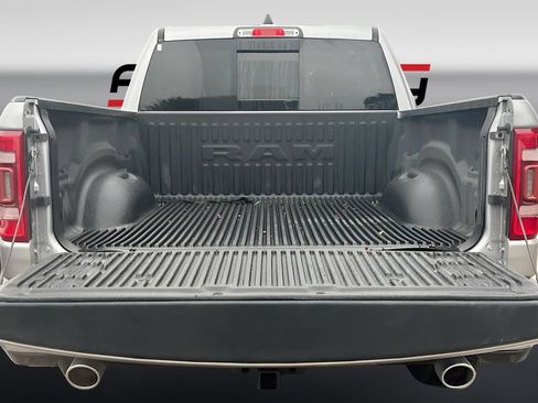 Used 2022 RAM 1500 Laramie AWD/4WD image 26