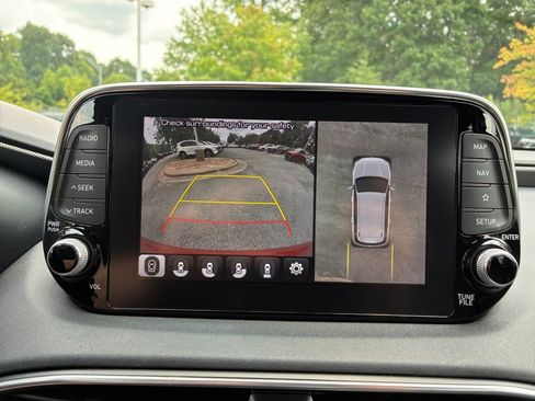 Used 2020 Hyundai Santa Fe Limited FWD image 23