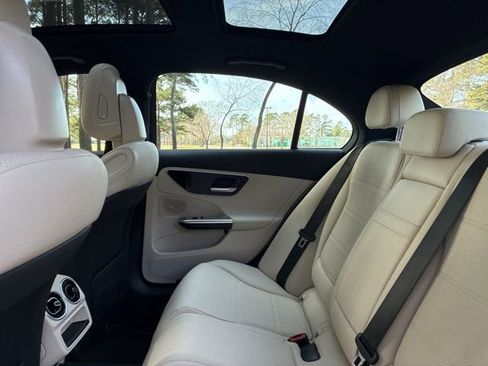 Used 2023 Mercedes-Benz C 300 Sedan image 22