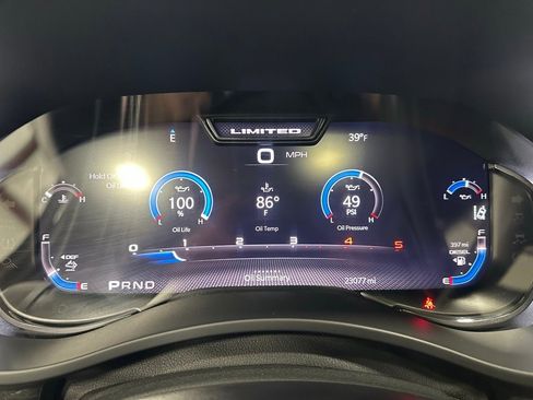 Used 2024 RAM 2500 Limited image 24