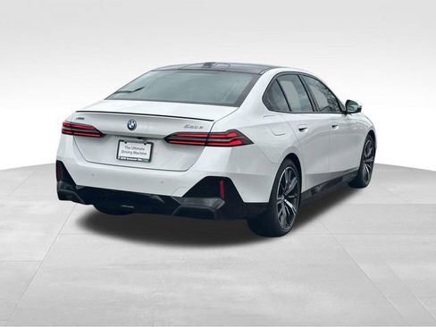 New 2026 BMW 550e xDrive w/ Executive Package AWD/4WD image 4